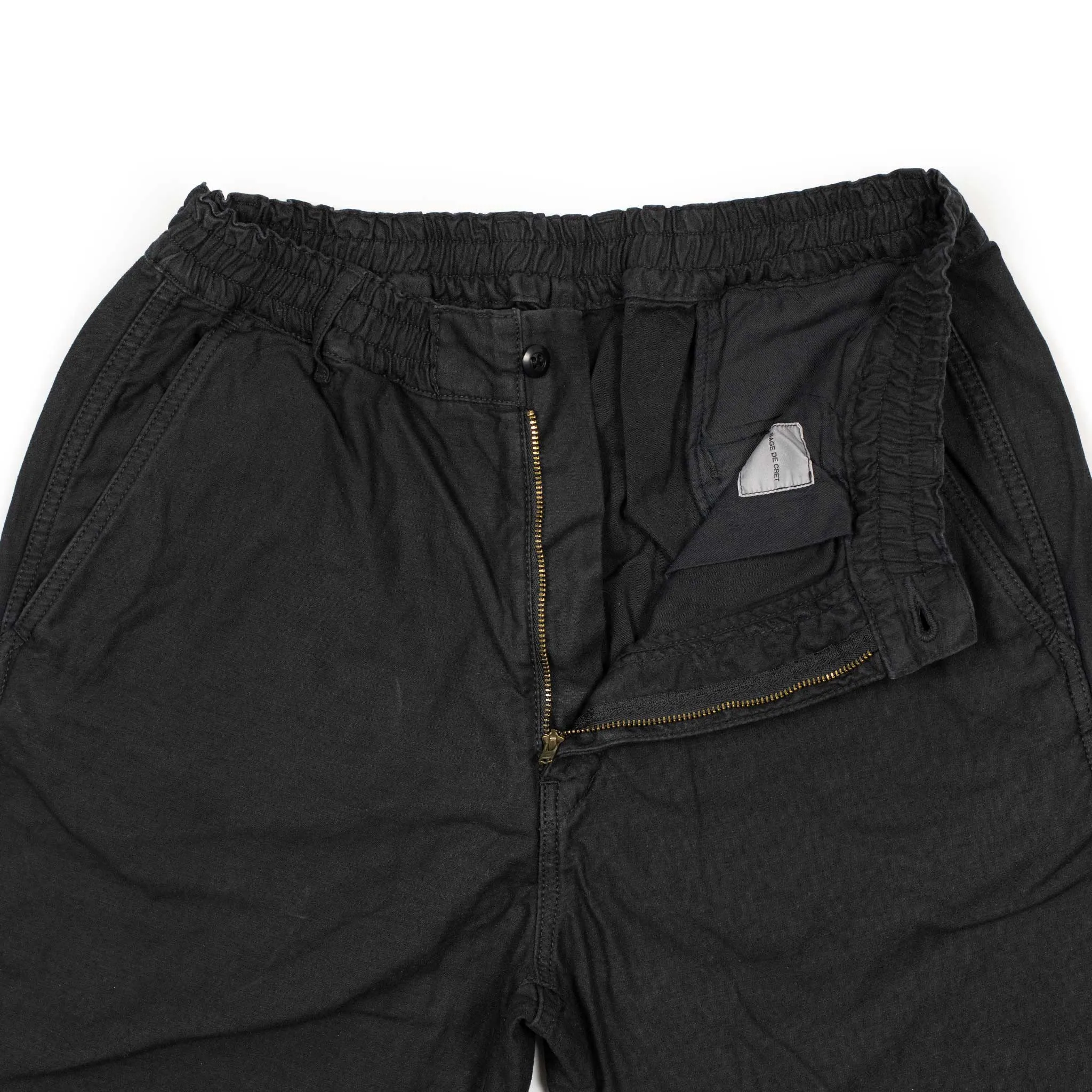 Easy chinos in black cotton and linen reverse sateen