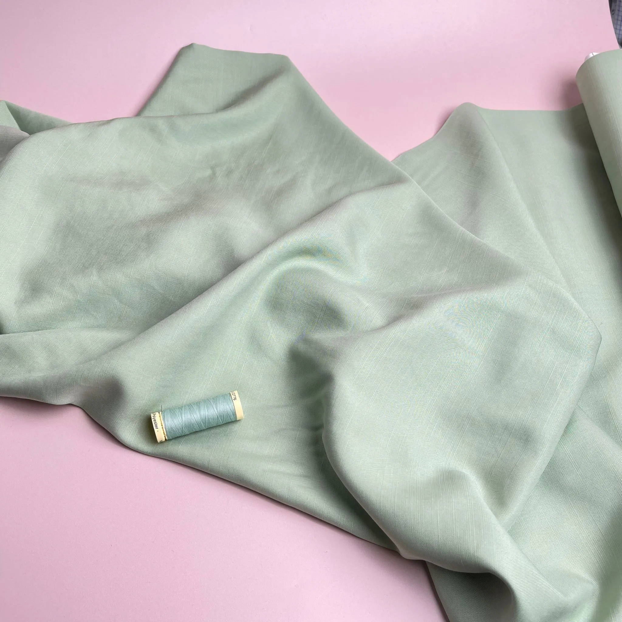 Fresh Green Slub Linen with Tencel™ Fibres
