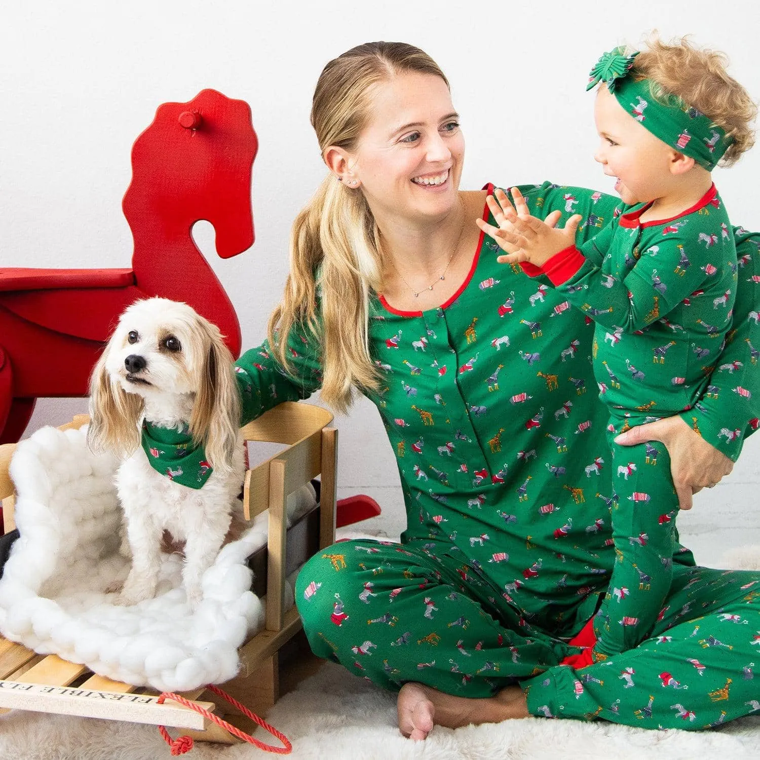 jungle bells modal magnetic nursing pj with jogger - women